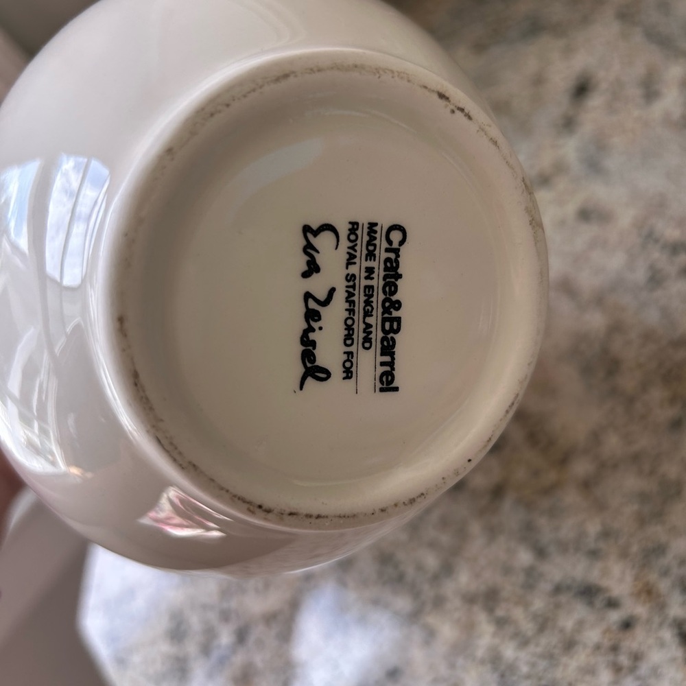 Eva Zeisel for Crate&Barrel Tea Pot - Picture 6 of 7